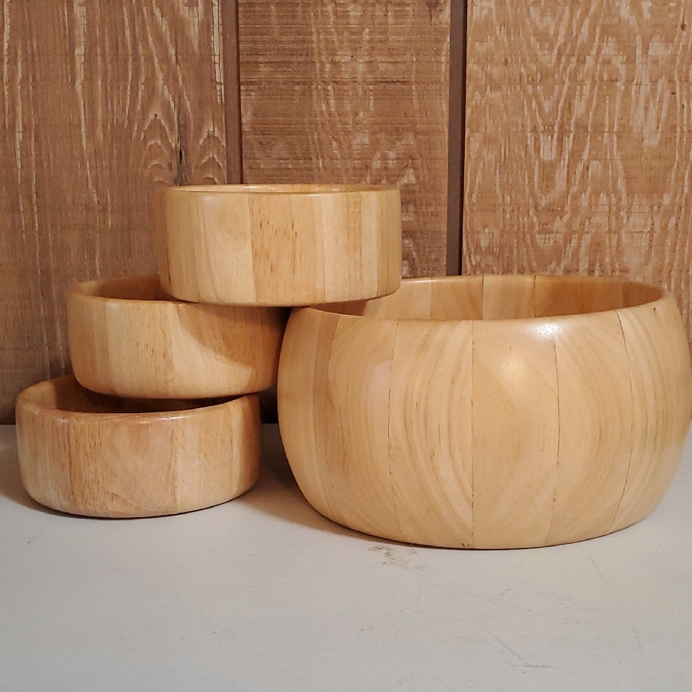 Set of 4 Bamboo Salad Bowls